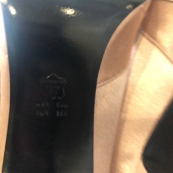 Nina Gold Peep Toe Heels Size 9.5 - Picture 9 of 9